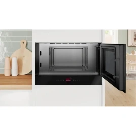 Микроволновая печь Bosch Serie 8 BFR9221B1 Black