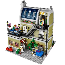 Конструктор LEGO Creator Parisian Restaurant 10243