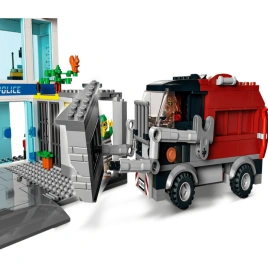 Конструктор LEGO City Police station 60316
