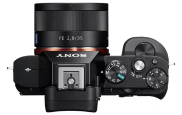 Фотоаппарат со сменной оптикой Sony Alpha A7 Kit Black