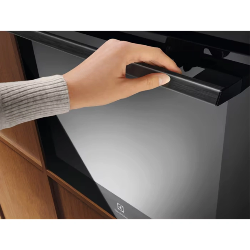 Электрический духовой шкаф Electrolux KODEF70BZ Black фото 5