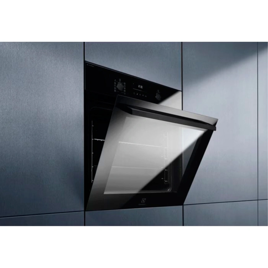 Электрический духовой шкаф Electrolux EOD6F77WZ Black фото 4