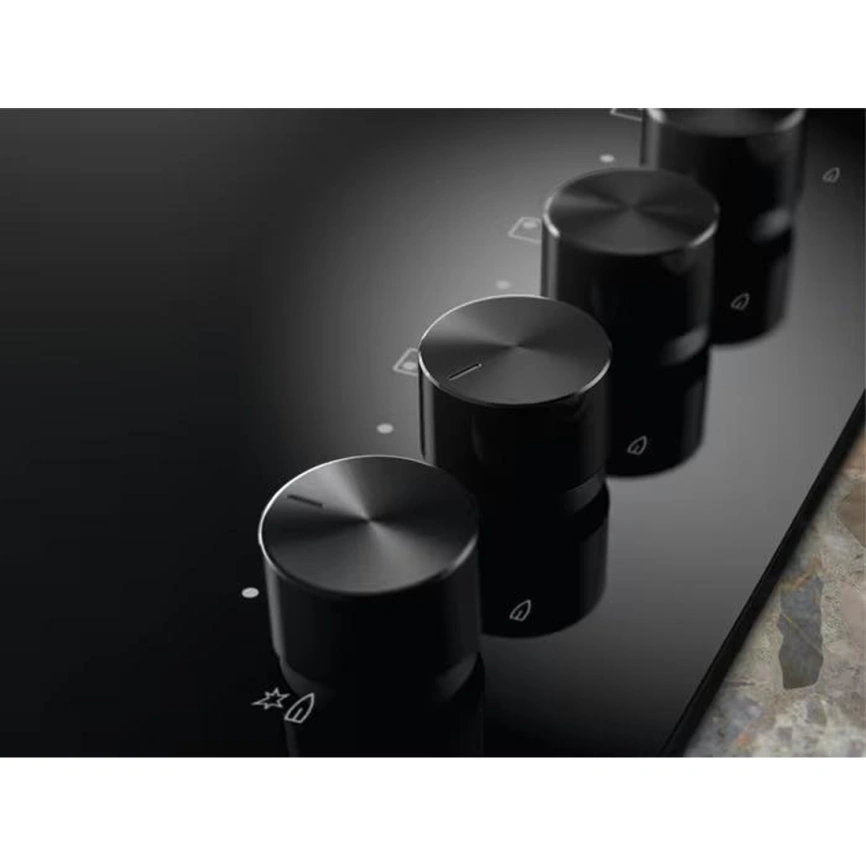 Газовая варочная панель Electrolux EGG6407K Black фото 3