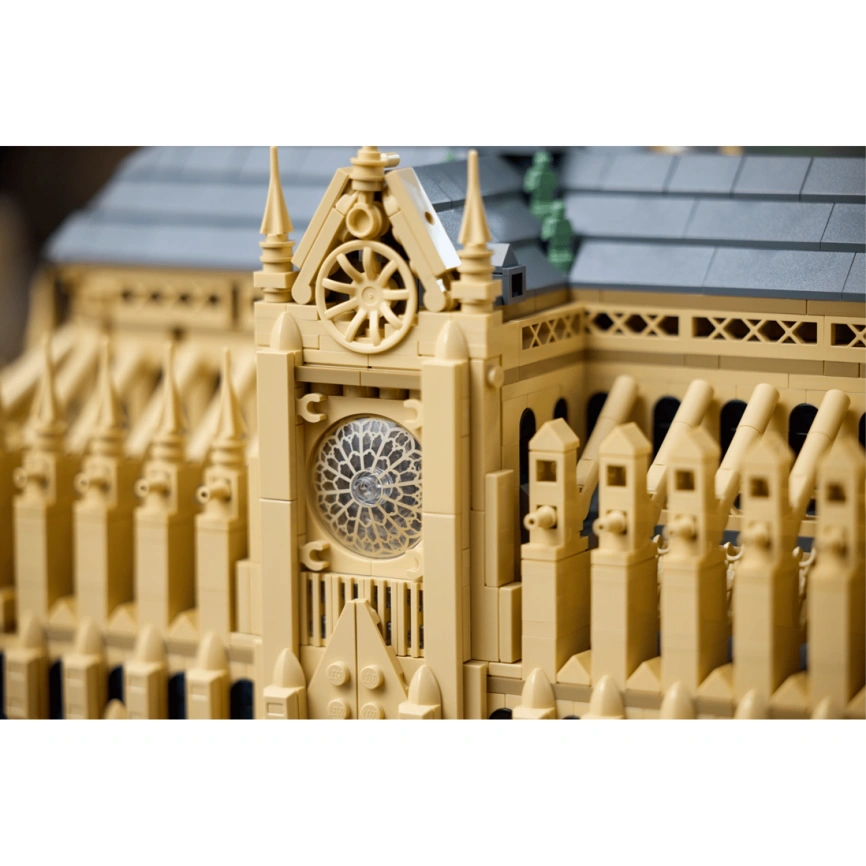 Конструктор LEGO Architecture Notre-Dame de Paris 21061 фото 10