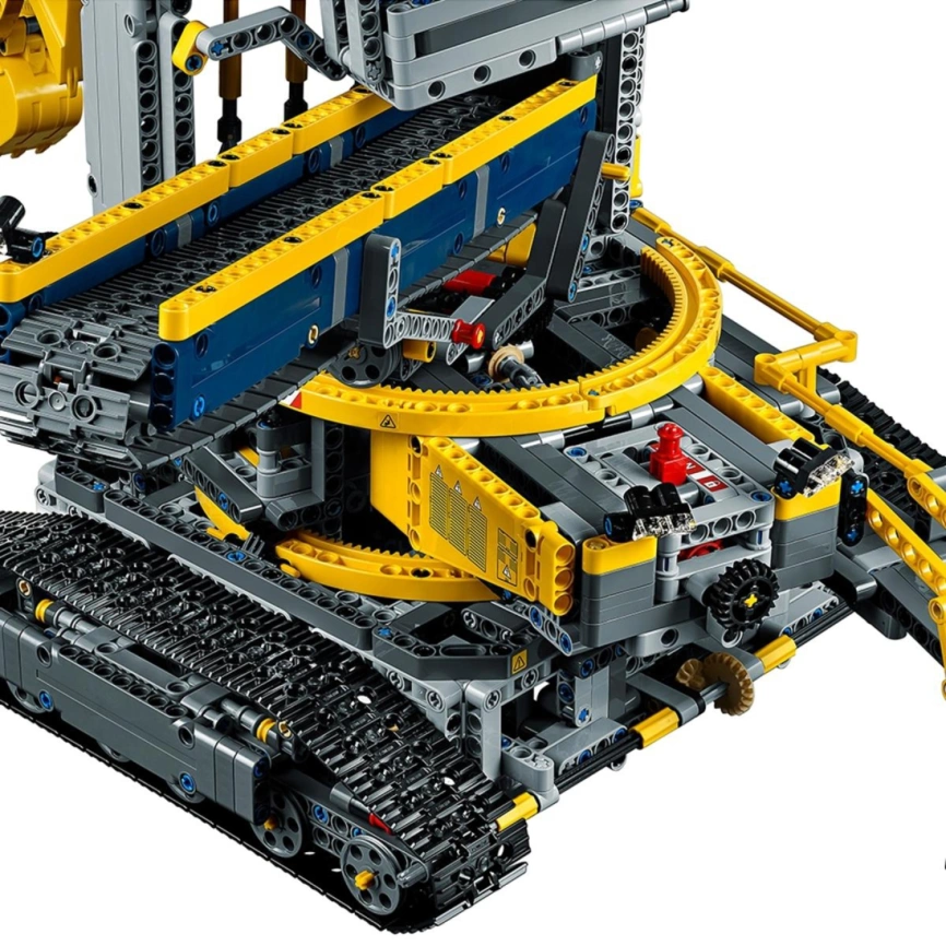 Конструктор LEGO Technic Bucket Wheel Excavator 42055 фото 4